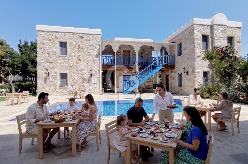 ESKİ DATÇA'NIN İÇİNDE SATILIK HAVUZLU BUTİK OTEL VE VİLLALAR