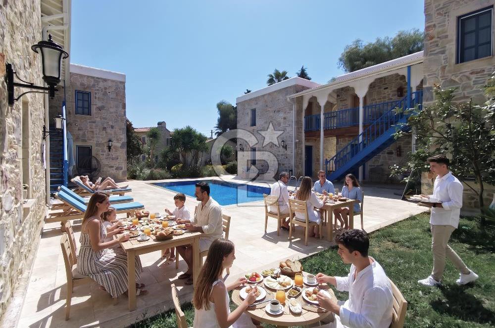 ESKİ DATÇA'NIN İÇİNDE SATILIK HAVUZLU BUTİK OTEL VE VİLLALAR