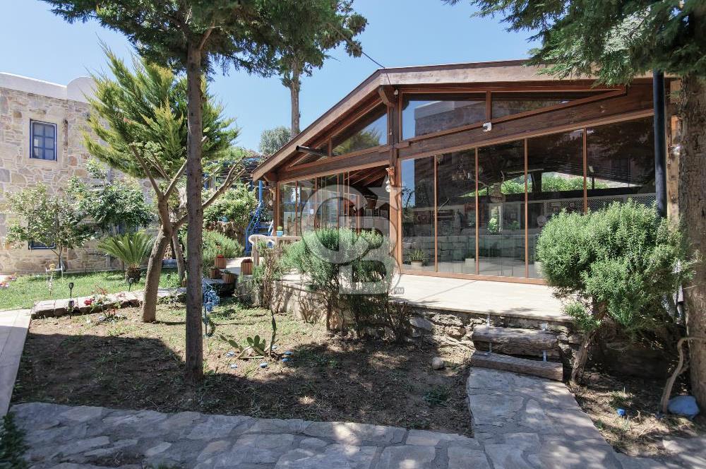 ESKİ DATÇA'NIN İÇİNDE SATILIK HAVUZLU BUTİK OTEL VE VİLLALAR
