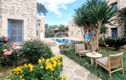 ESKİ DATÇA'NIN İÇİNDE SATILIK HAVUZLU BUTİK OTEL VE VİLLALAR