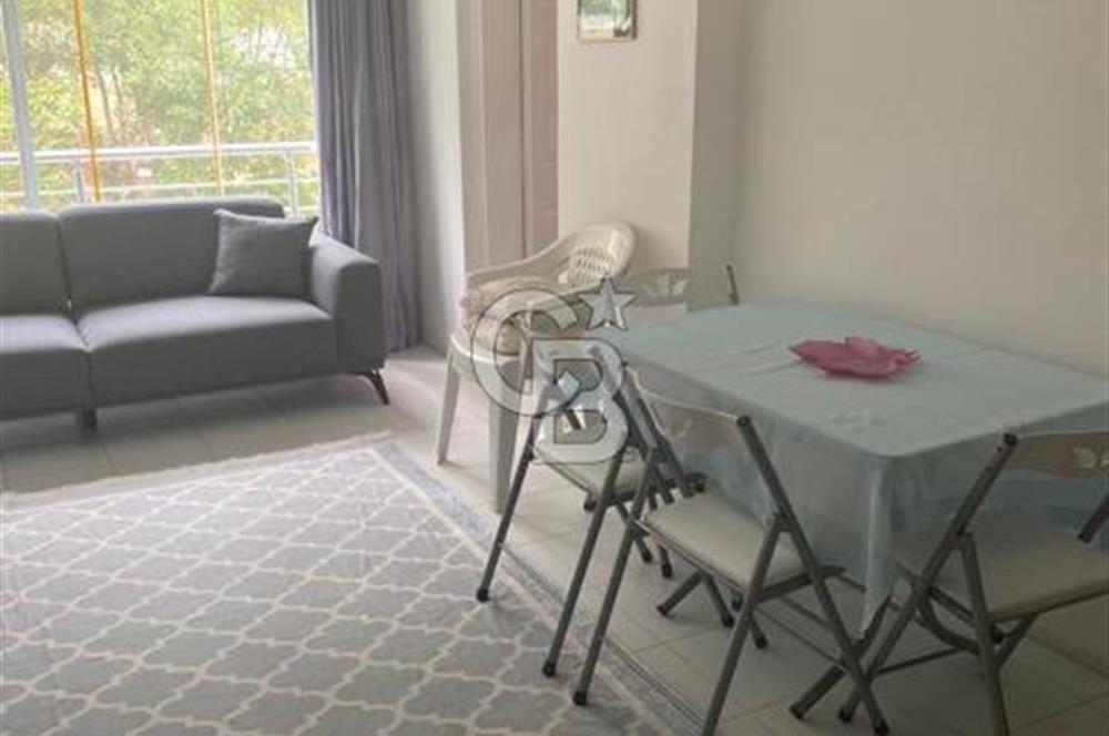 ÇEŞME PAŞALİMANI ARDIÇ MAHALLESİ VENÜS TATİL SİTESİ'NDE SATILIK 2+1 DAİRE