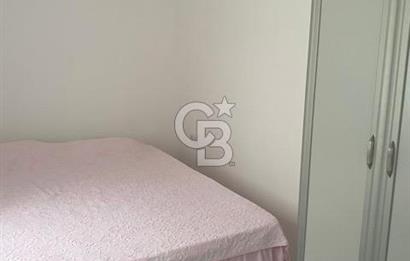 ÇEŞME PAŞALİMANI ARDIÇ MAHALLESİ VENÜS TATİL SİTESİ'NDE SATILIK 2+1 DAİRE