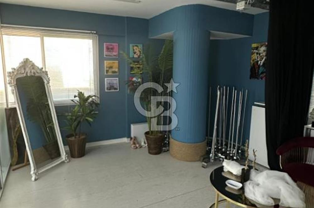 ÇANKAYA CENDELLİ İŞ MERKEZİ’NDE DEVREN KİRALIK 240 m² GELİNLİK & ABİYE ATÖLYESİ | HAZIR KURULU DÜZEN