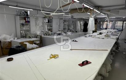 ÇANKAYA CENDELLİ İŞ MERKEZİ’NDE DEVREN KİRALIK 240 m² GELİNLİK & ABİYE ATÖLYESİ | HAZIR KURULU DÜZEN