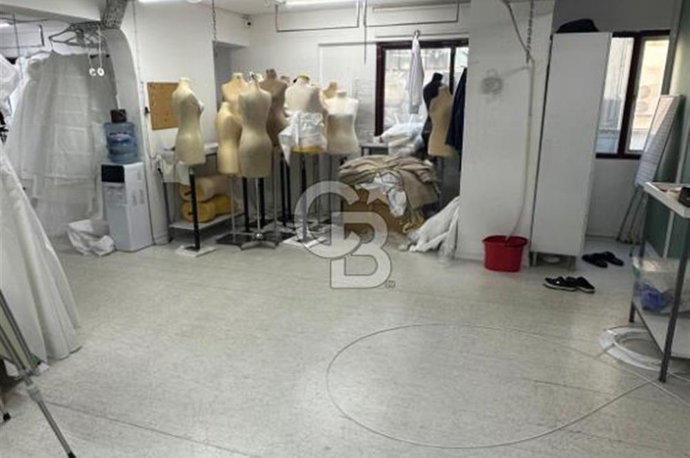ÇANKAYA CENDELLİ İŞ MERKEZİ’NDE DEVREN KİRALIK 240 m² GELİNLİK & ABİYE ATÖLYESİ | HAZIR KURULU DÜZEN