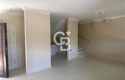 Urla Çeşmealtında Kiralık 2+1 Dubleks Villa