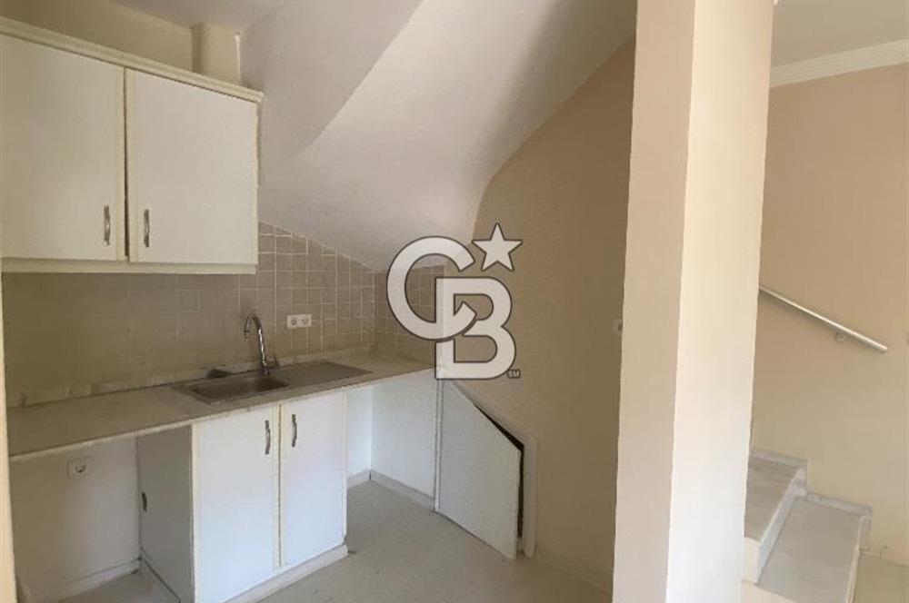 Urla Çeşmealtında Kiralık 2+1 Dubleks Villa