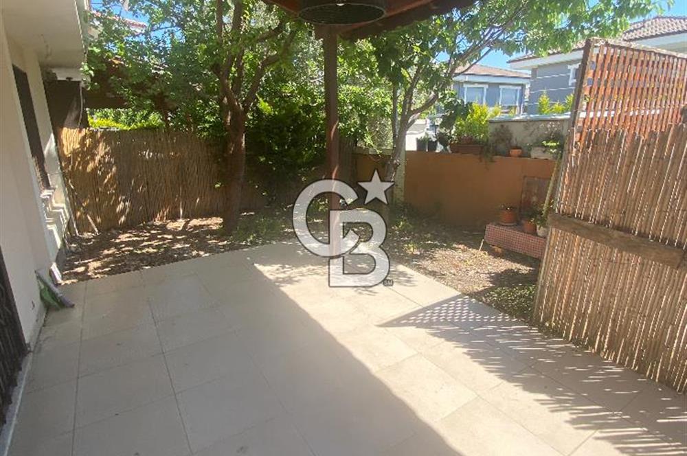 Urla Çeşmealtında Kiralık 2+1 Dubleks Villa