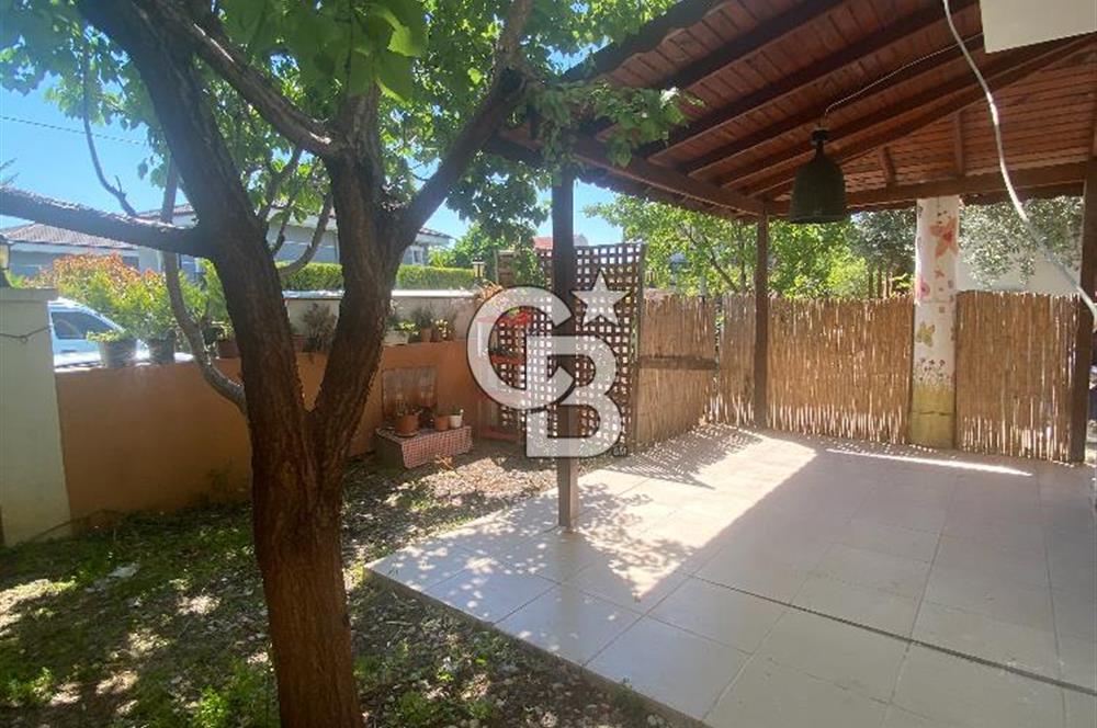 Urla Çeşmealtında Kiralık 2+1 Dubleks Villa