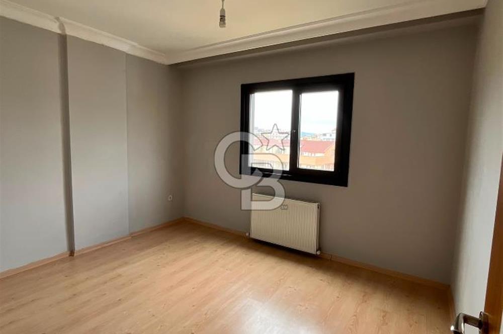 Semt polikliniği yanı yeni boyalı kiralık 2+1