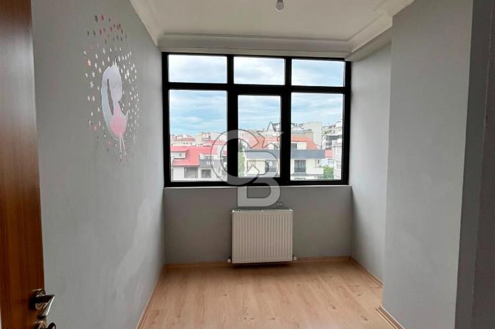 Semt polikliniği yanı yeni boyalı kiralık 2+1