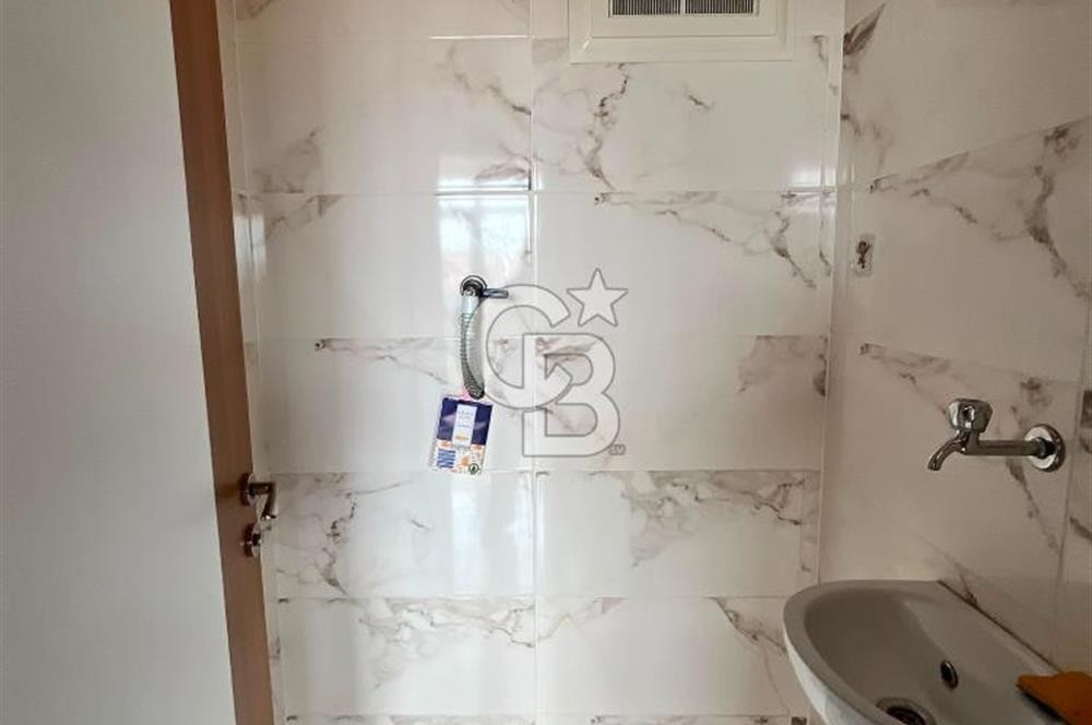 Semt polikliniği yanı yeni boyalı kiralık 2+1