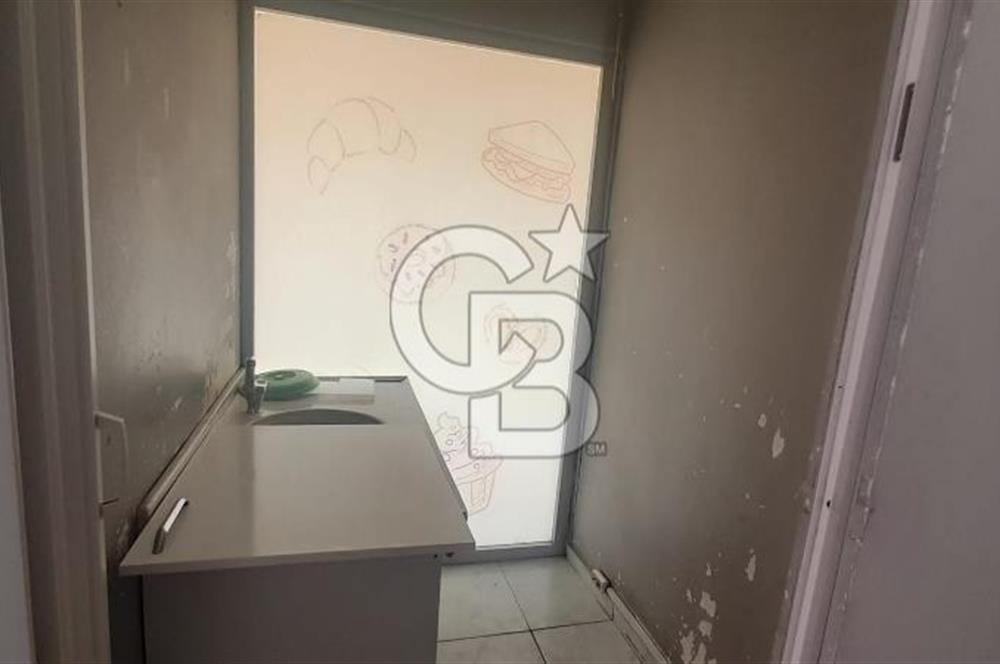 Narlıdere Ilıca Mahallesinde Merkezi Konumda Kiralık Dükkan