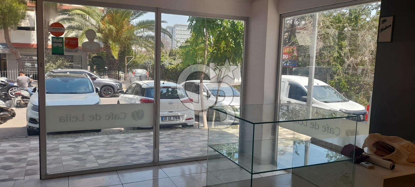Narlıdere Ilıca Mahallesinde Merkezi Konumda Kiralık Dükkan