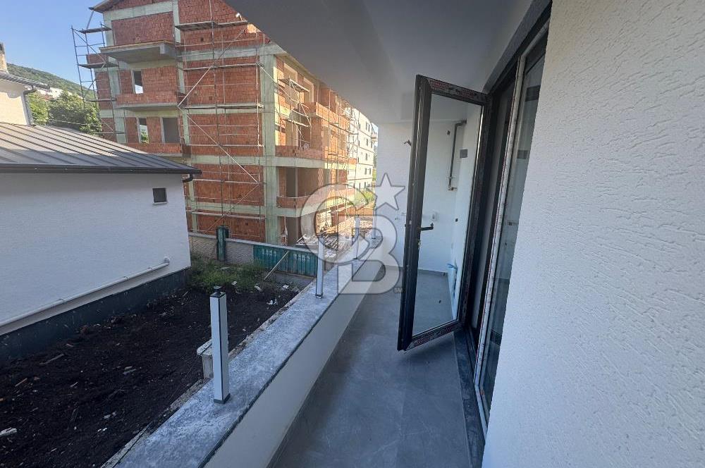 Gölcük Yazlıkta Satılık Yerden Isıtmalı 1+1 Modern Daire