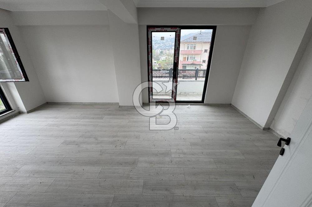 Gölcük Şirinköy'de Satılık Yerden Isıtmalı 2+1 Daire