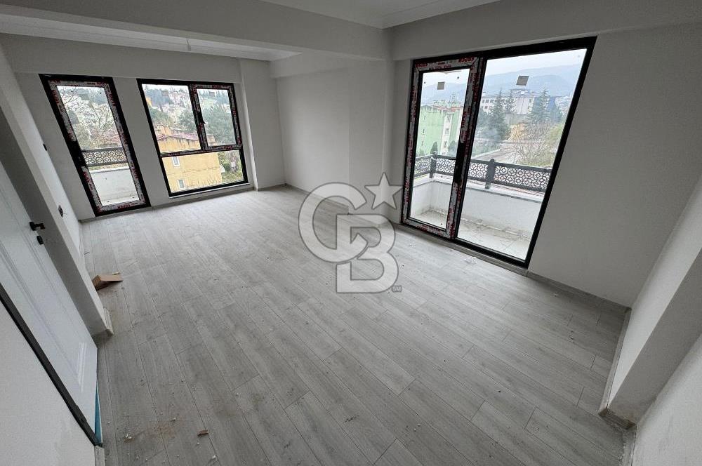 Gölcük Şirinköy'de Satılık Yerden Isıtmalı 2+1 Daire