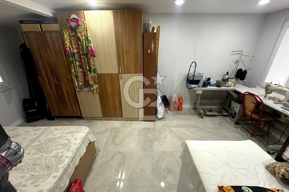 Gölcük Yeni Mahallede Satılık 4+1 Müstakil Bina