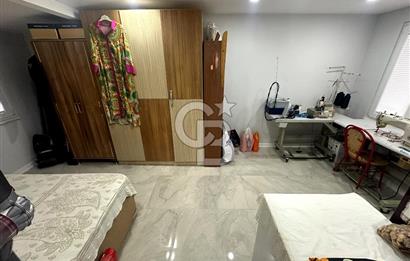 Gölcük Yeni Mahallede Satılık 4+1 Müstakil Bina