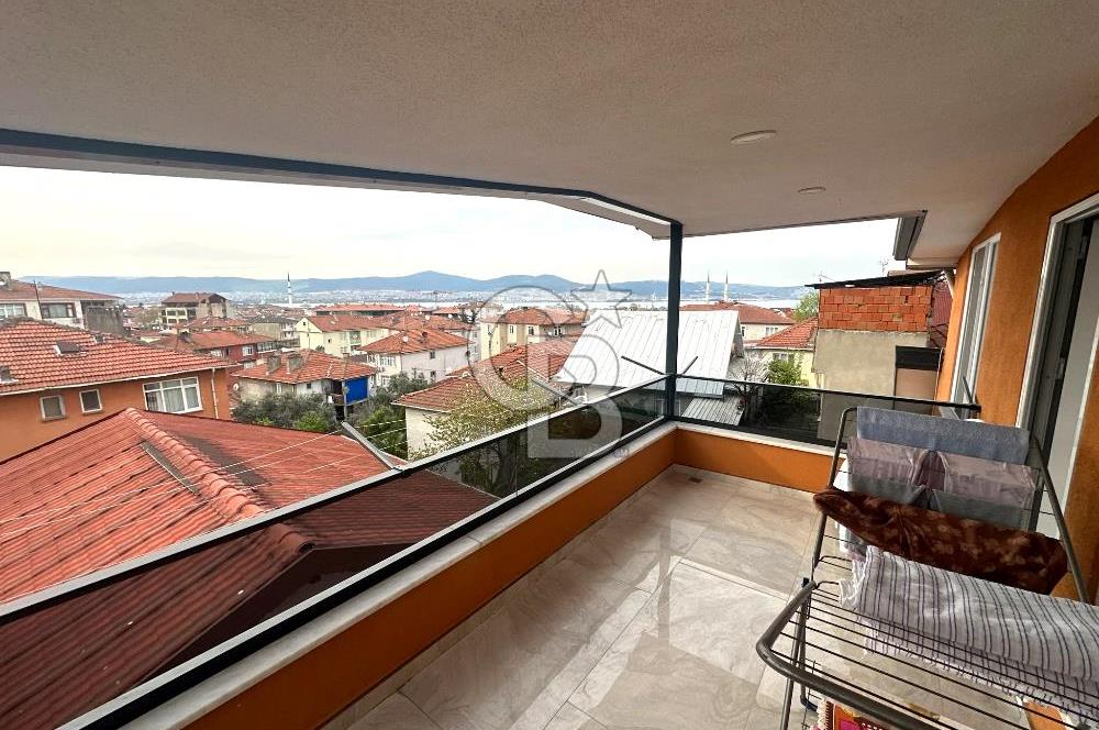 Gölcük Yeni Mahallede Satılık 4+1 Müstakil Bina