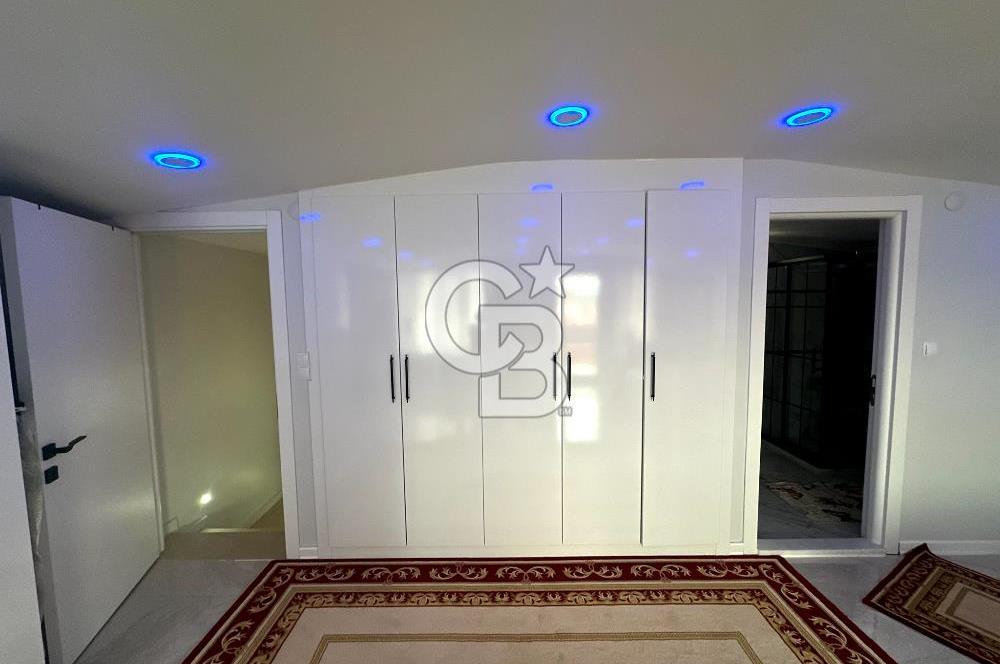 Gölcük Yeni Mahallede Satılık 4+1 Müstakil Bina