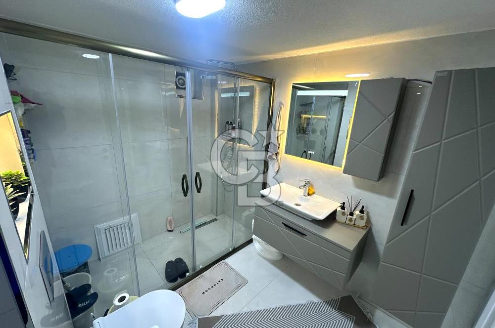 Gölcük Yeni Mahallede Satılık 4+1 Müstakil Bina