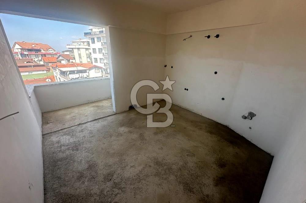 Gölcük Yeni Mahallede Satılık 3+1 Deniz Manzaralı Dubleks
