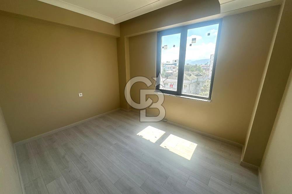Gölcük Piyalepaşa Satılık 3+1 Deniz Manzaralı Çatı Dubleks