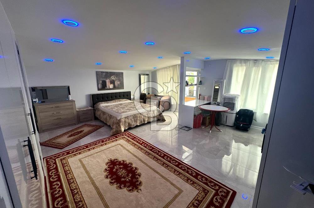 Gölcük Yeni Mahallede Satılık 4+1 Müstakil Bina