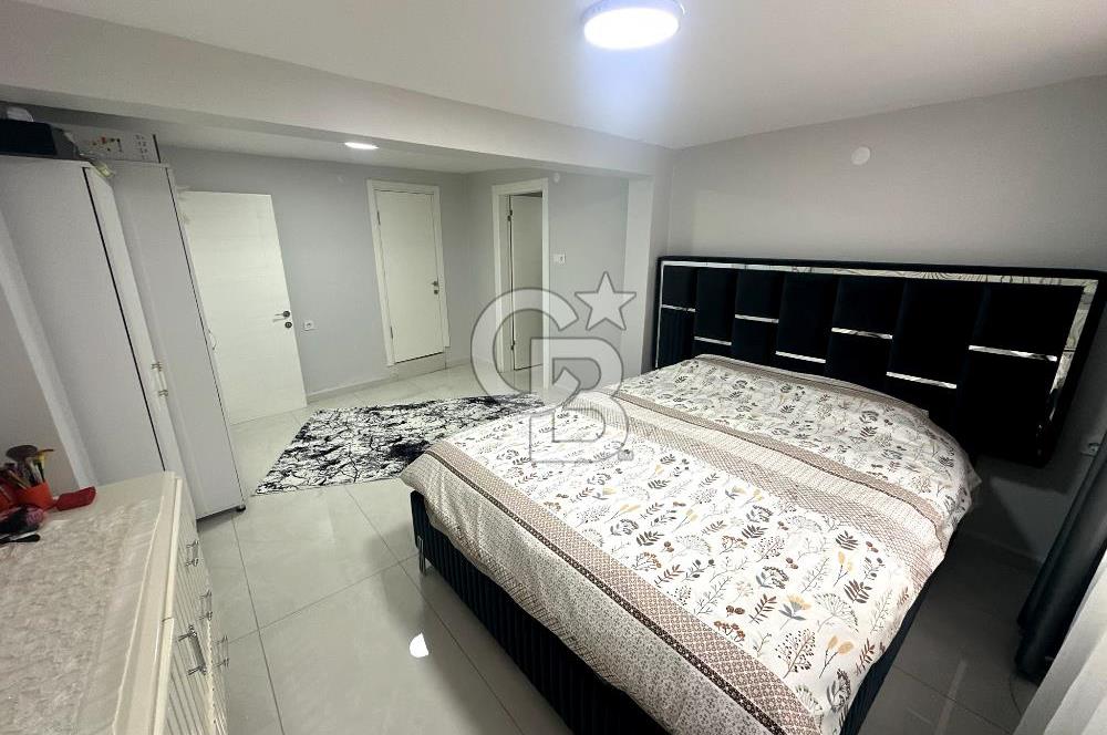 Gölcük Yeni Mahallede Satılık 4+1 Müstakil Bina
