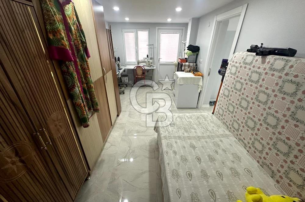 Gölcük Yeni Mahallede Satılık 4+1 Müstakil Bina