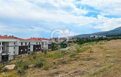 Serinhisar Şaireşref de 457 M² 2 Kat Ruhsatlı %40 Satılık Arsa