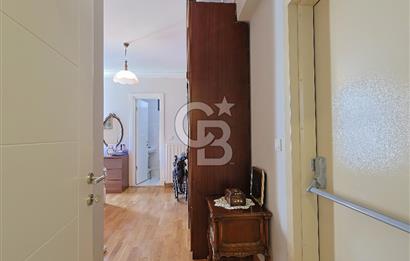 Bağdat caddesi Caddebostan'da Satılık 3+1 Genç Bina