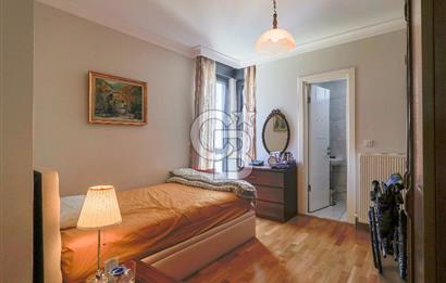 Bağdat caddesi Caddebostan'da Satılık 3+1 Genç Bina