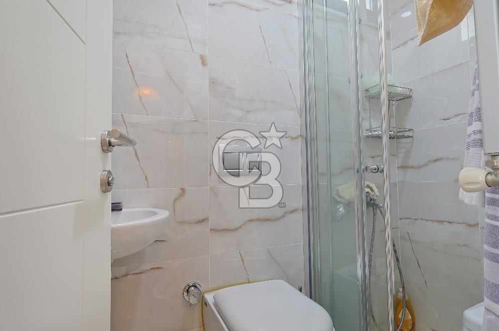 Bağdat caddesi Caddebostan'da Satılık 3+1 Genç Bina