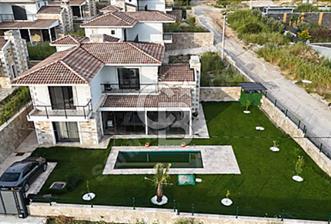 FOÇAKÖY'DE MÜSTAKİL HAVUZLU 3+1 DUBLEKS VİLLA - 12 - 352168