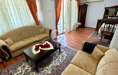 Karşıyaka Çarşı İçinde 3+1 Eşyalı Kiralık Daire