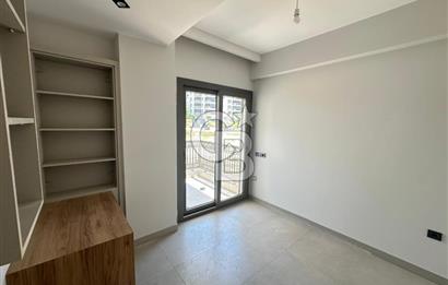 Şemikler Cadde Üstü Konumda 2+1 120m² Kiralık Daire.