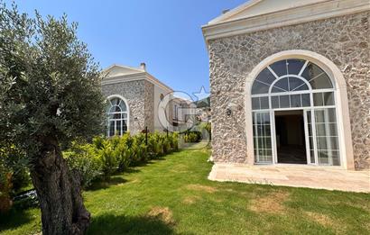 FOÇA KOZBEYLİ DOĞA EVLERİ 3+1 SATILIK SIFIR TAŞ VİLLA