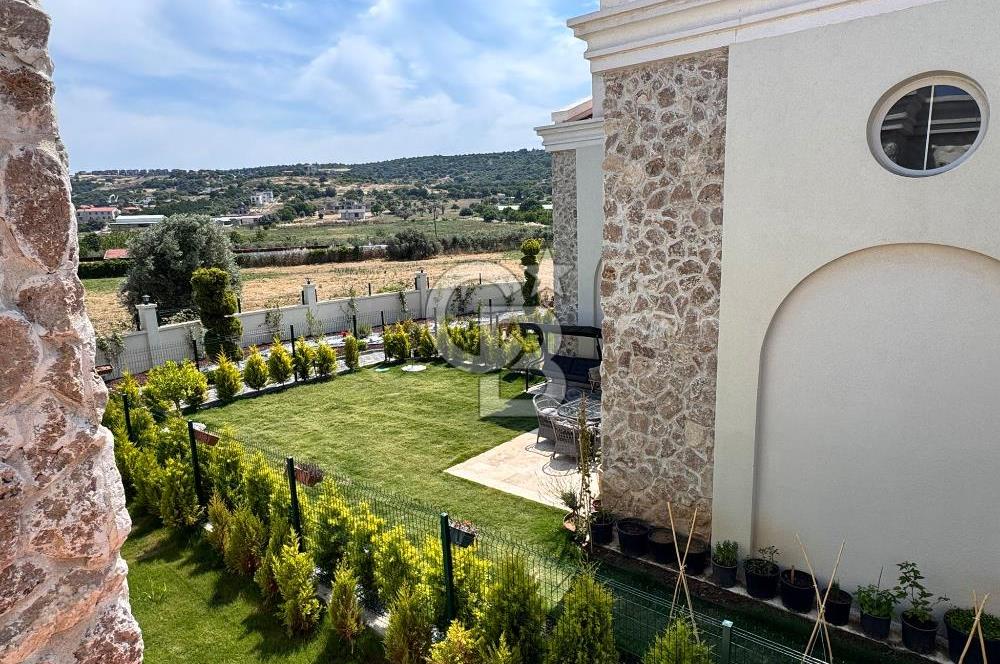 FOÇA KOZBEYLİ DOĞA EVLERİ 3+1 SATILIK SIFIR TAŞ VİLLA