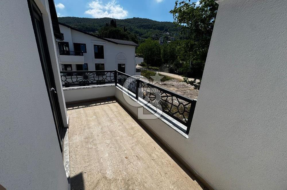 Gölcük Yazlık Merkezde Yerden Isıtmalı Satılık Daire