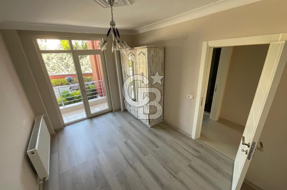 SİTEDEKİ TEK BOŞ DAİRE KALİTELİ BİR YAŞAM HAVUZLU VE GÜVENLİKLİ