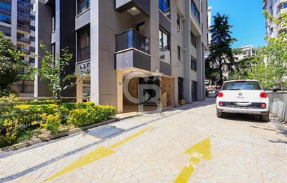 Bağdat caddesi Caddebostan'da Satılık 3+1 Genç Bina