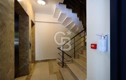 Bağdat caddesi Caddebostan'da Satılık 3+1 Genç Bina