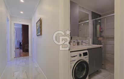 Bağdat caddesi Caddebostan'da Satılık 3+1 Genç Bina