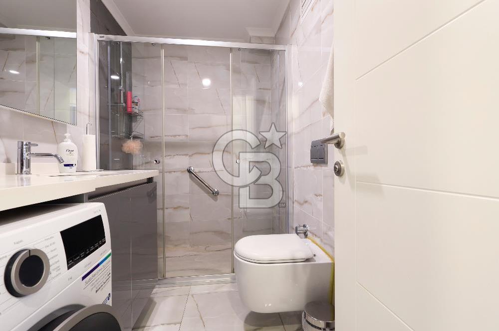 Bağdat caddesi Caddebostan'da Satılık 3+1 Genç Bina