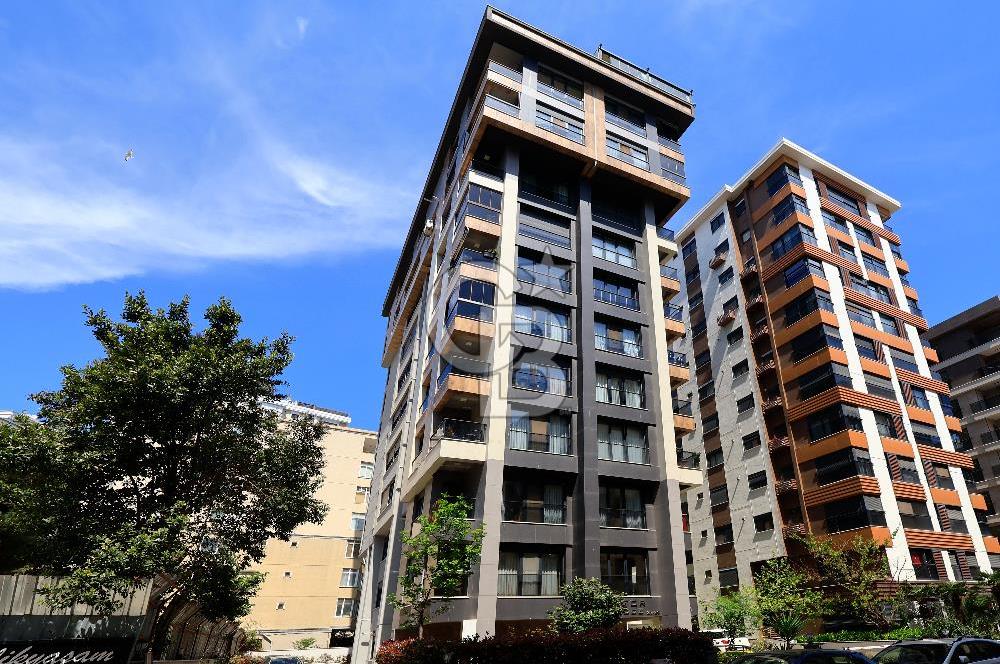 Bağdat caddesi Caddebostan'da Satılık 3+1 Genç Bina