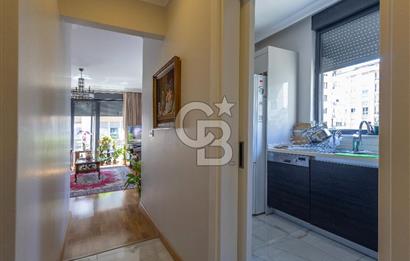 Bağdat caddesi Caddebostan'da Satılık 3+1 Genç Bina