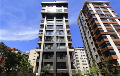 Bağdat caddesi Caddebostan'da Satılık 3+1 Genç Bina