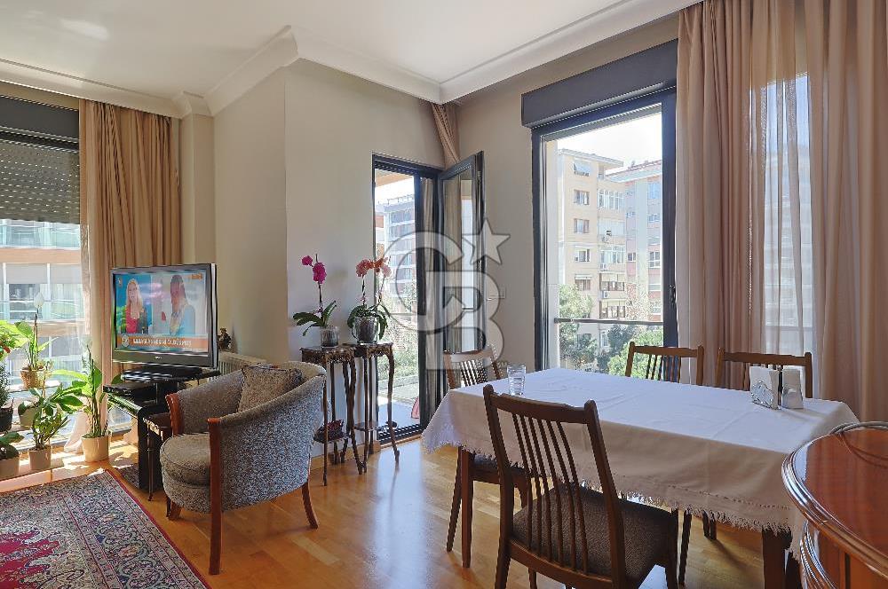 Bağdat caddesi Caddebostan'da Satılık 3+1 Genç Bina